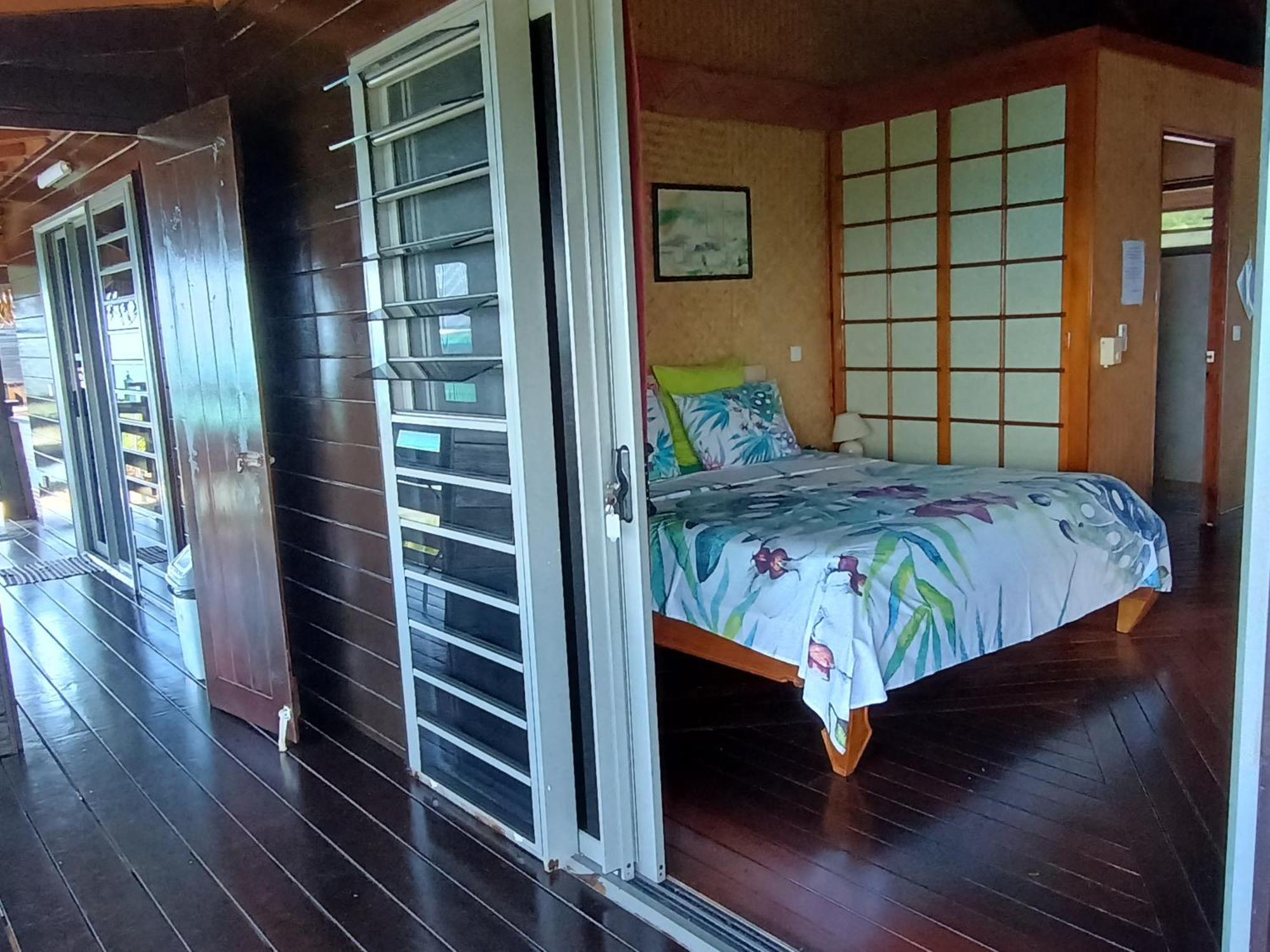 Tehuarupe Surf Studio 2 Haapiti ภายนอก รูปภาพ